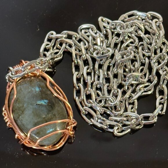 Labradorite Wire Wrapped Stainless Steel Wire Wrapped Copper Necklace Pendant - Picture 1 of 7